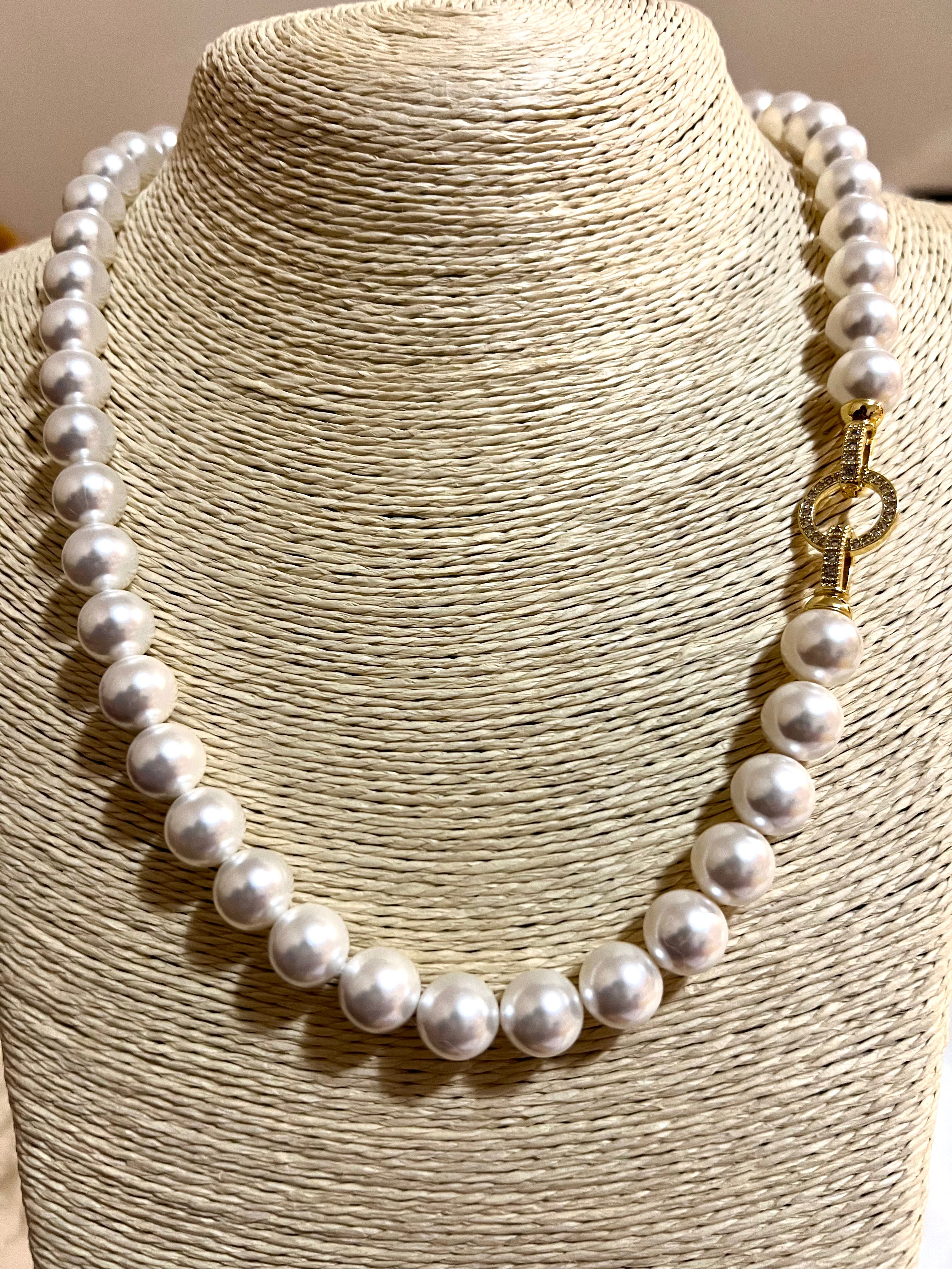 Shell Pearl Neckless